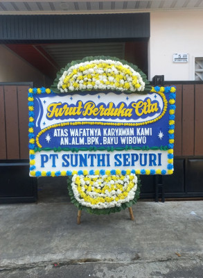 Papan Bunga Duka di Kei Besar